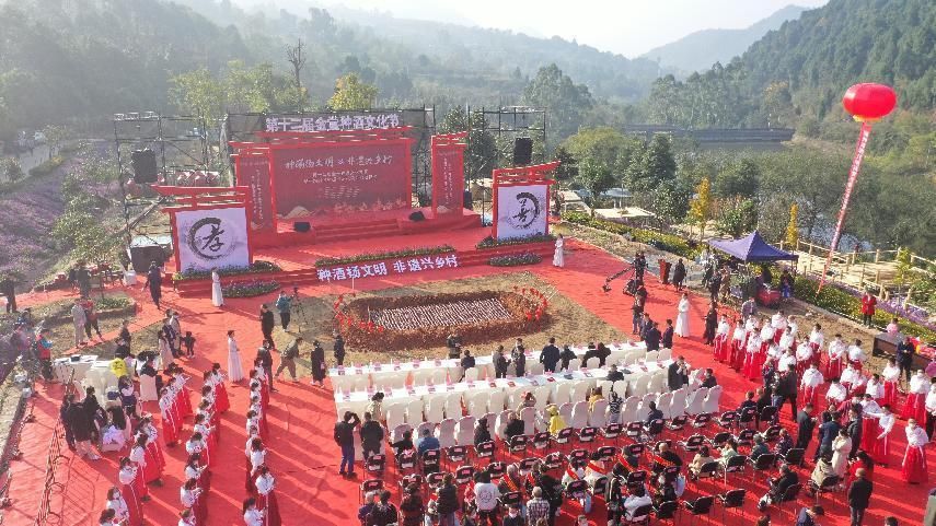 第十二届金堂种酒文化节圆满落幕，川盟集团“千人羊肉汤”传递幸福